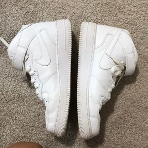 Air Force 1 ALL WHITE MIDS